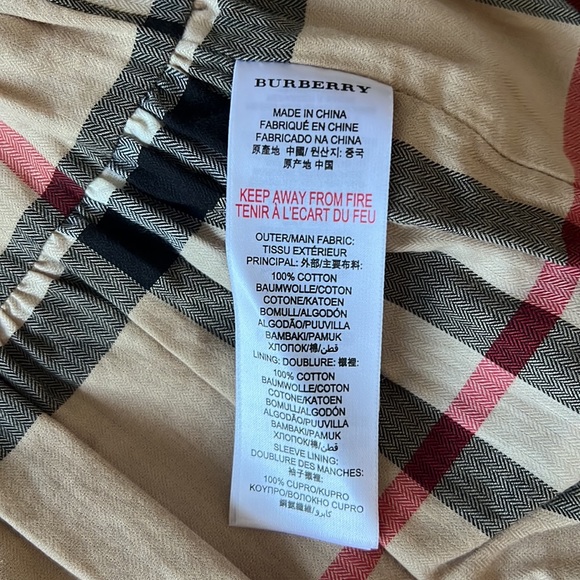 Authentic Burberry Baby Jacket - Picture 4 of 7